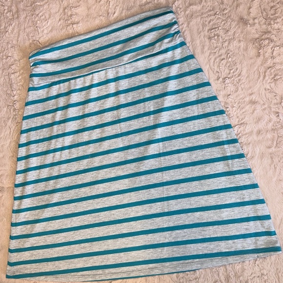 Striped skirt in size M (8-10) • Faded Glory - Picture 6 of 7